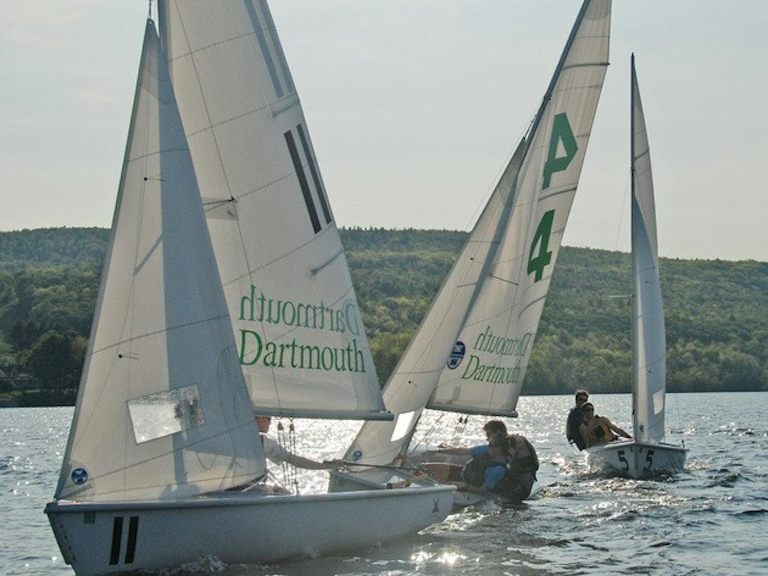 Dartmouth sailors found mixed results in four different regattas up and down the East Coast this weekend.
