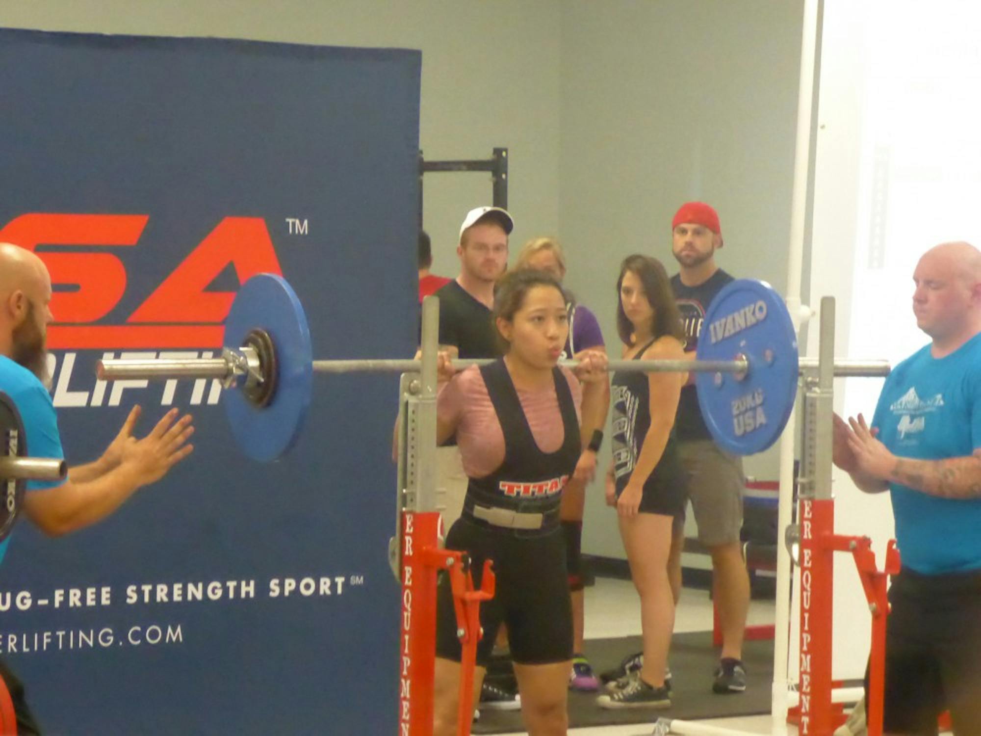 Yesenia Mejia ’18 trains with and competes for Dartmouth’s Powerlifting Club.