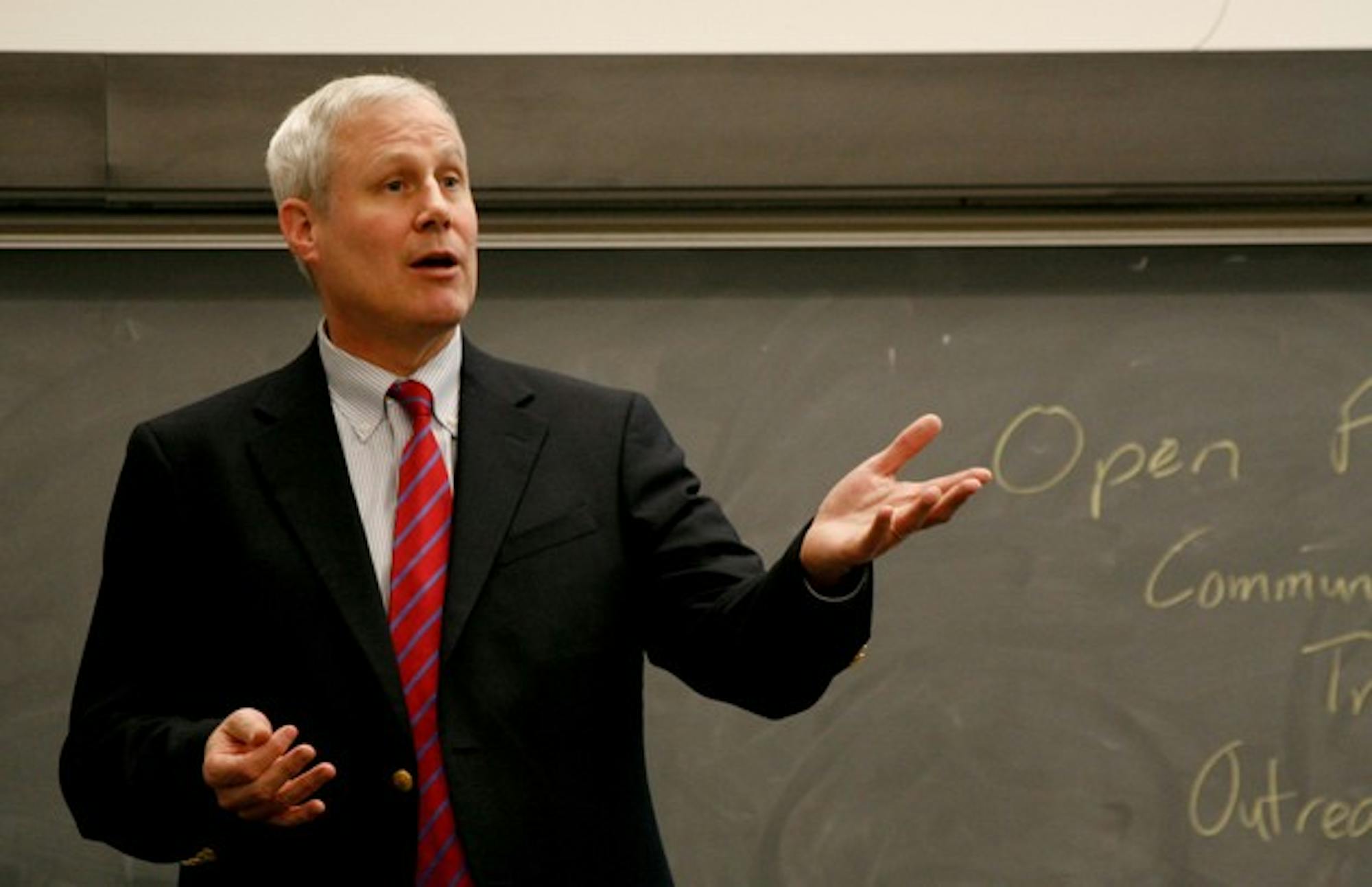 Senatorial candidate and Dartmouth Medical School professor Jay Buckey met with Dartmouth College Democrats for a dinner discussion on Monday.