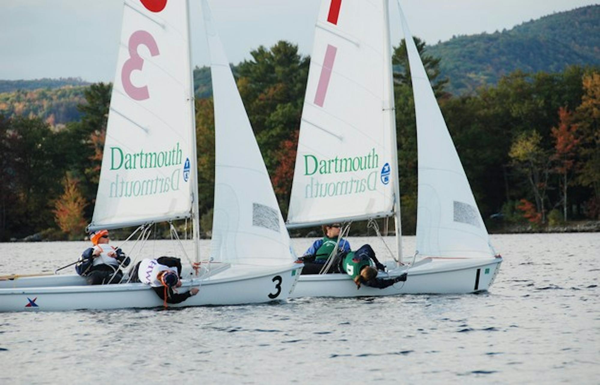 After a strong day of sailing on Saturday, the Big Green slipped in Sunday's sets and finished in 13th place.