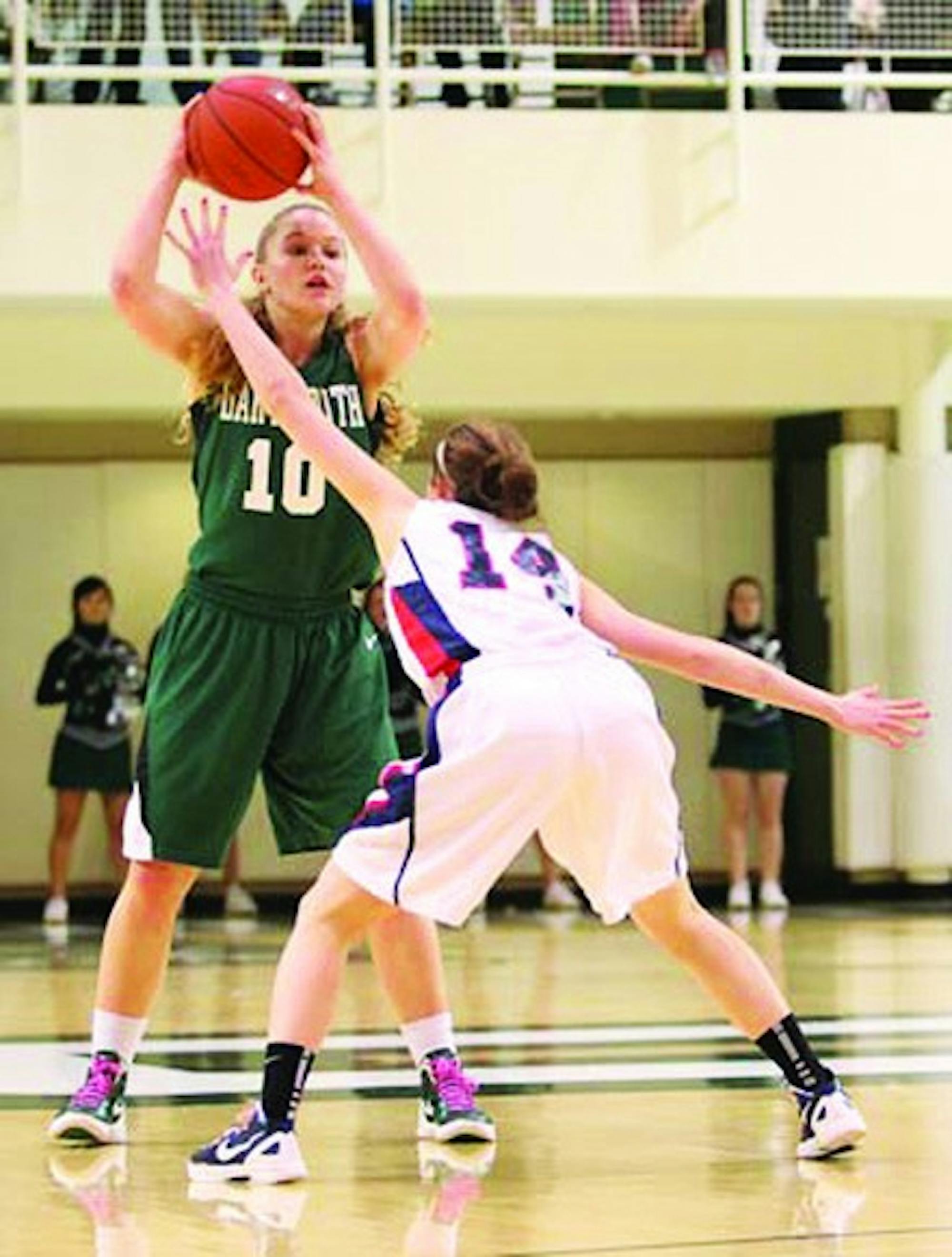 The Big Green women's basketball team spilt its games this weekend, losing to Yale University on Friday but defeating Brown University on Saturday.
