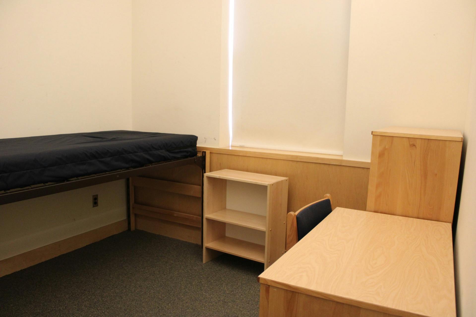 8.21.24_dorm room_Zoe Olson .JPG