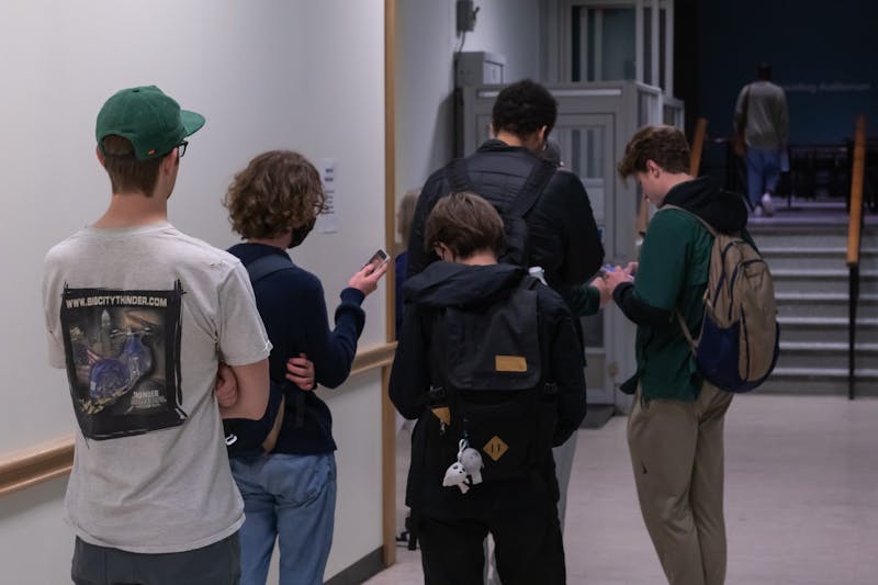 New LineDartmouth app displays wait times at campus hotspots The