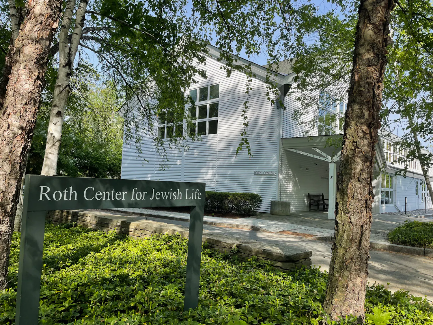 5:20:24_ZoeOlson_RothCenter.jpg