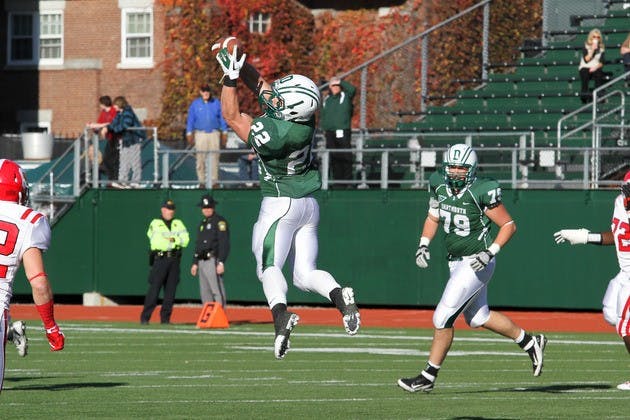 11.14.11.sports.fball2