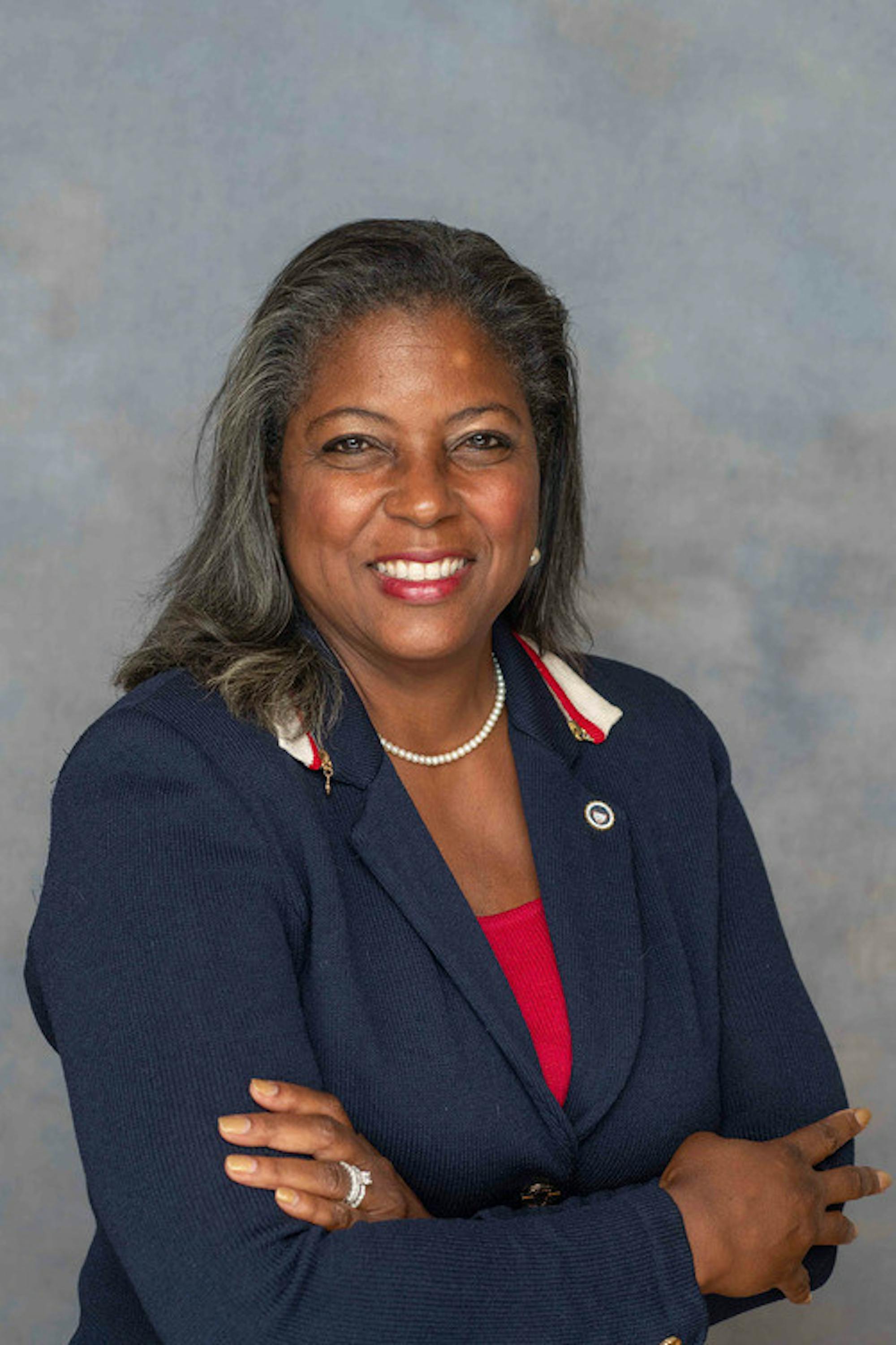 Dr. Hayes Dixon Headshot 2 (1).jpg