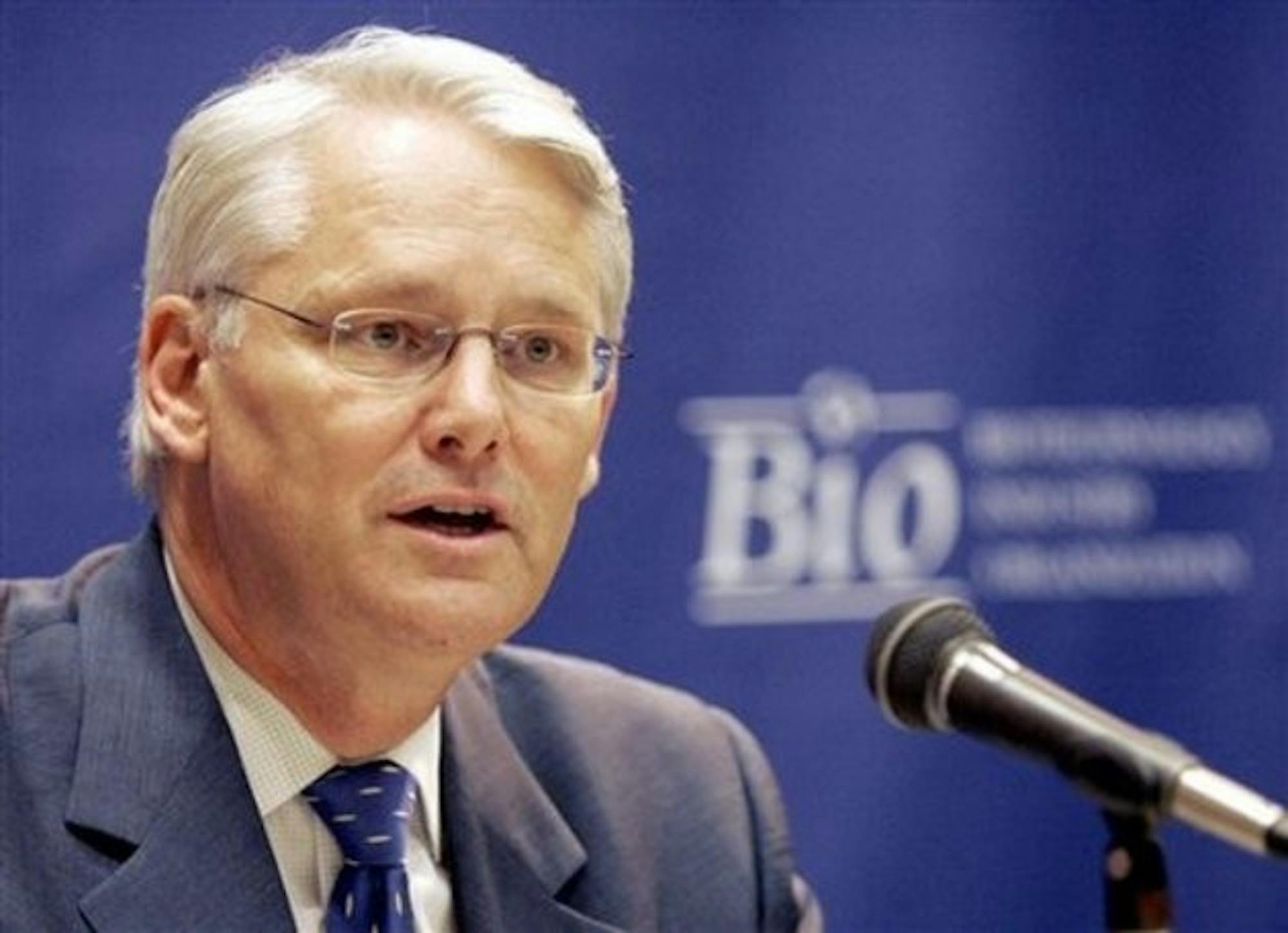 Gordon Campbell '70 won reelection as primier of British Columbia.
