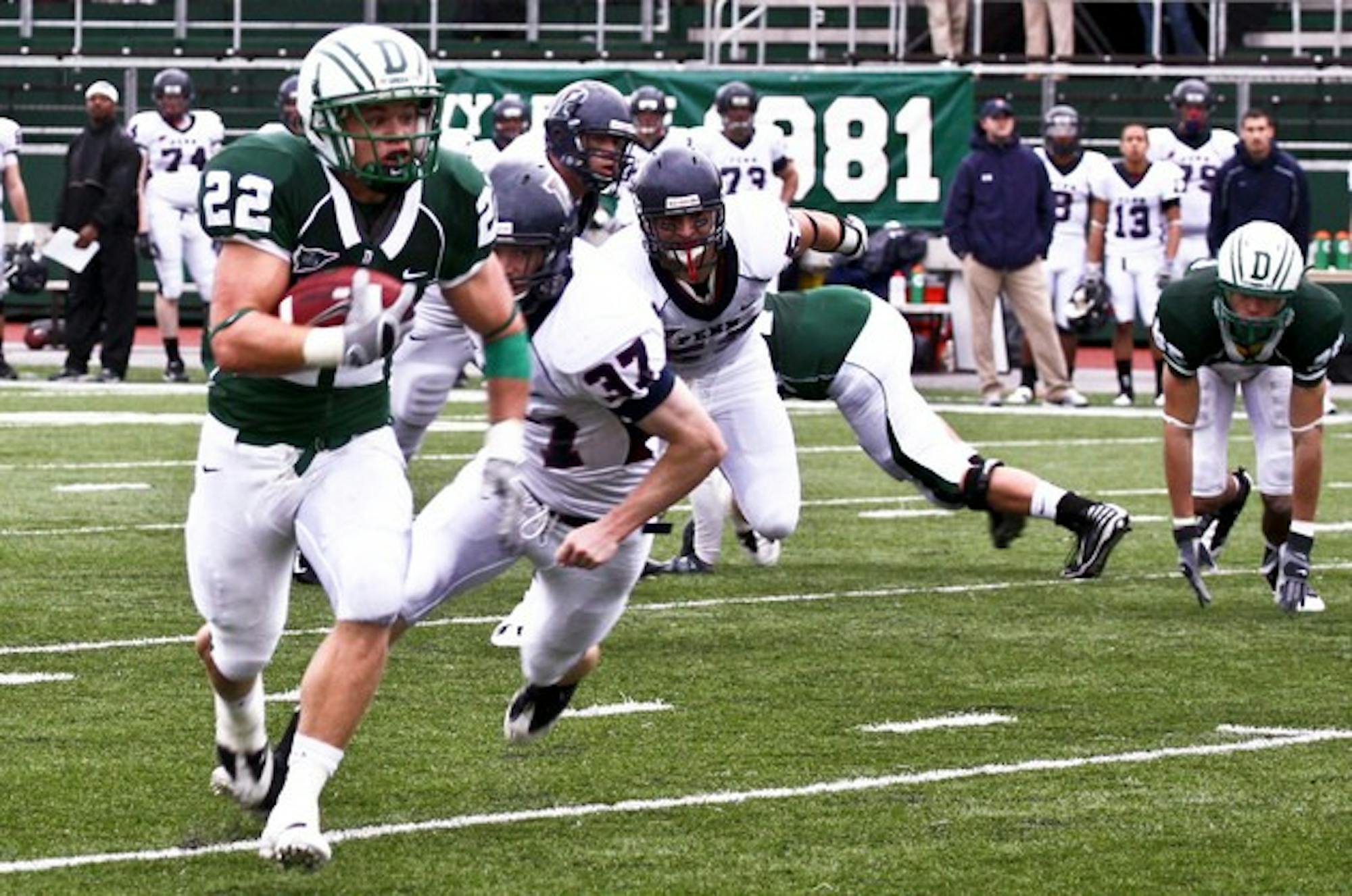 10.23.09.sports.football