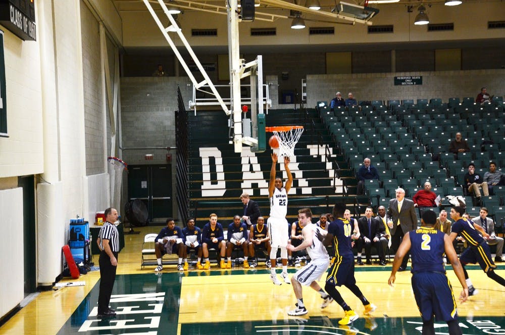 1.14.16.sports.mensbasketball_SeamoreZhu