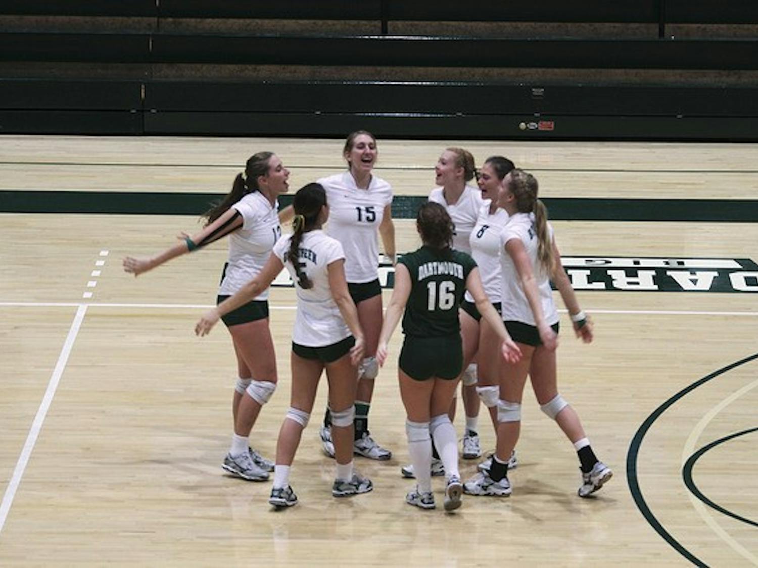 The Big Green volleyball team failed to convert several set points in the first game, leading to a straight-set loss to the University of New Hampshire.