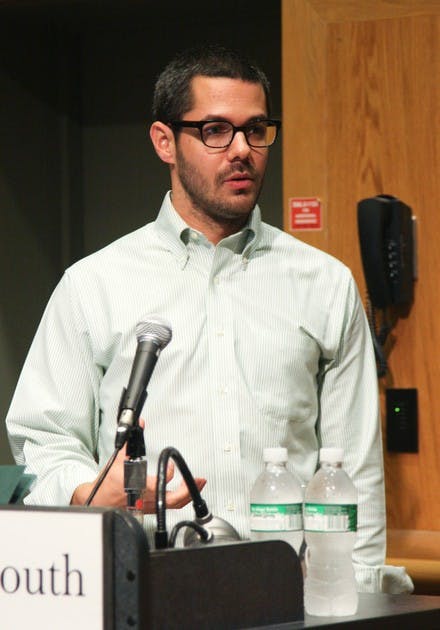 Former MTV News correspondent Gideon Yago addresses a packed room.