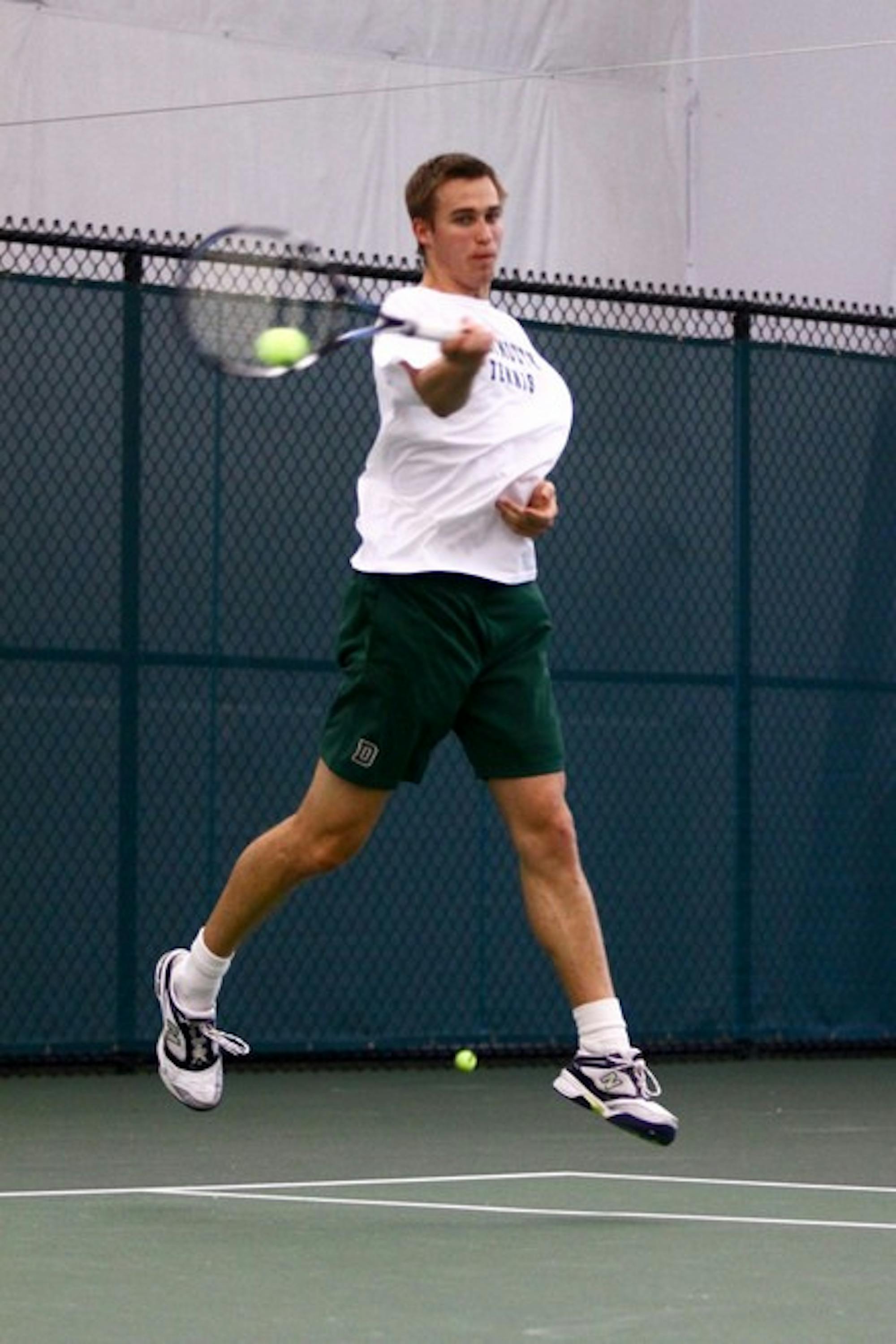 04.19.10.sports.mtennis_nicholas root