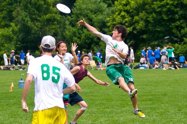 05.17.10.sports.Frisbee