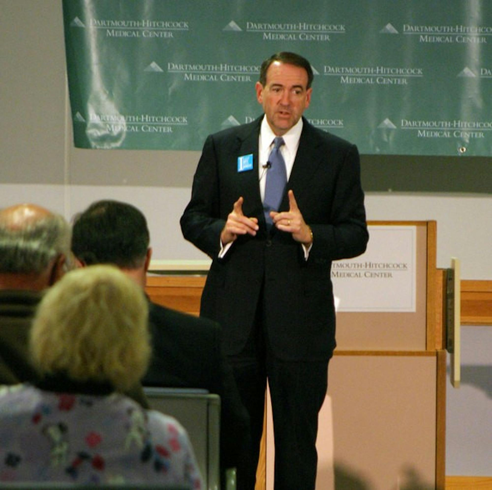 Presidential hopeful and former governor Mike Huckabee, R-Ark., addressed residents, doctors and staff of Dartmouth-Hitchcock Medical Center Friday.