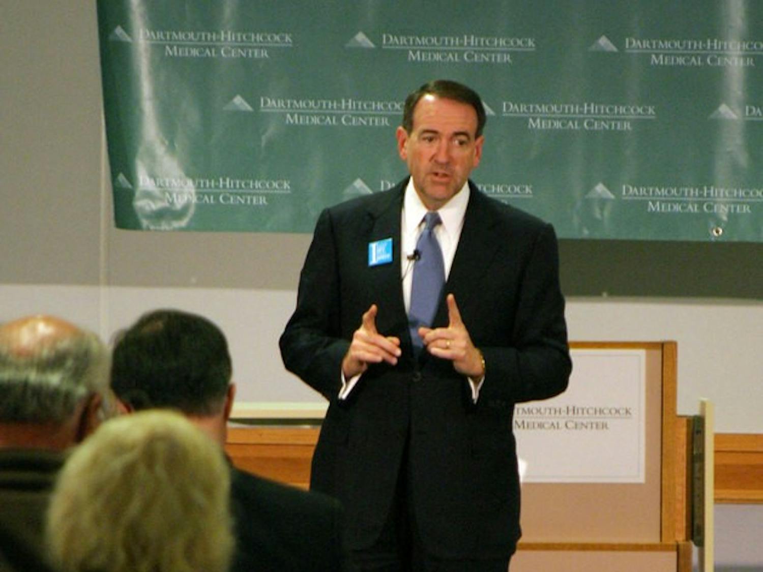 Presidential hopeful and former governor Mike Huckabee, R-Ark., addressed residents, doctors and staff of Dartmouth-Hitchcock Medical Center Friday.