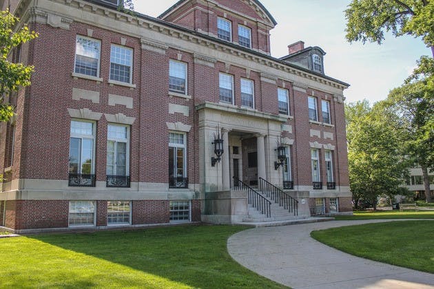 freshmenissue.news.parkhurst