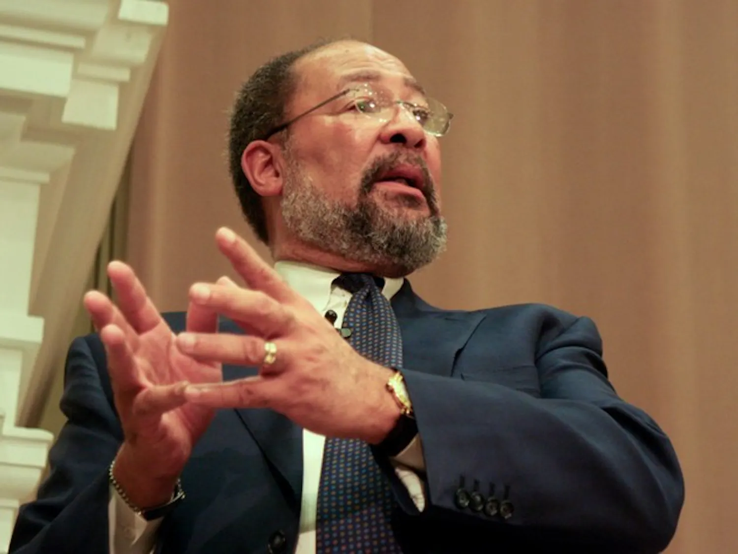 Richard Parsons, the chairman of the board of Time Warner, discusses entrepreneurship in the digital age in a speech on Wednesday.
