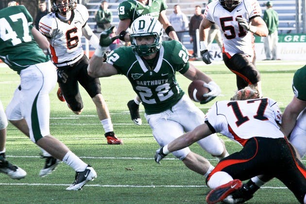 01.05.12.sports.footballHORIZ