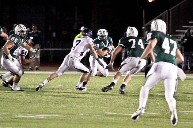 10.17.11.sports.fball2