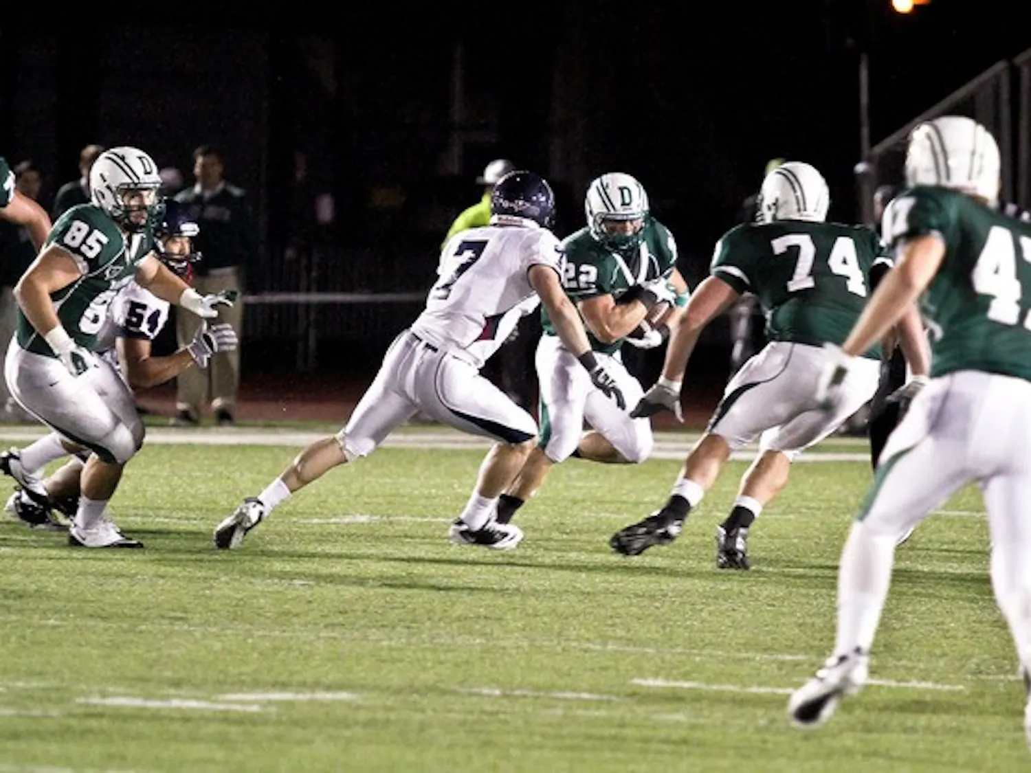 10.17.11.sports.fball2