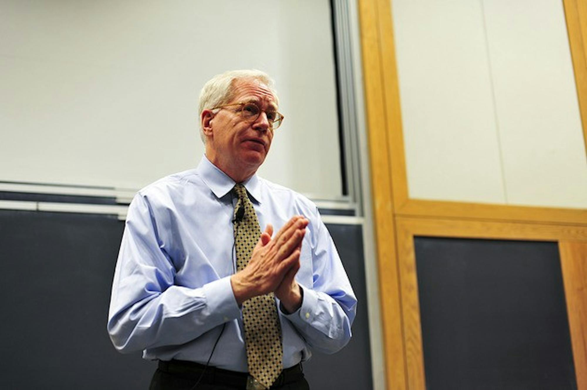 Economist Carl Schramm said that governments should take a more minimal role in the economy and recognize the value of entrepreneurs in a Thursday lecture.