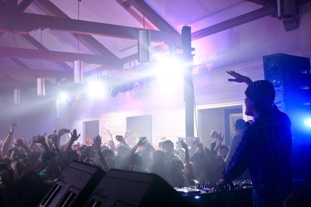 01.10.12.news.avicii1