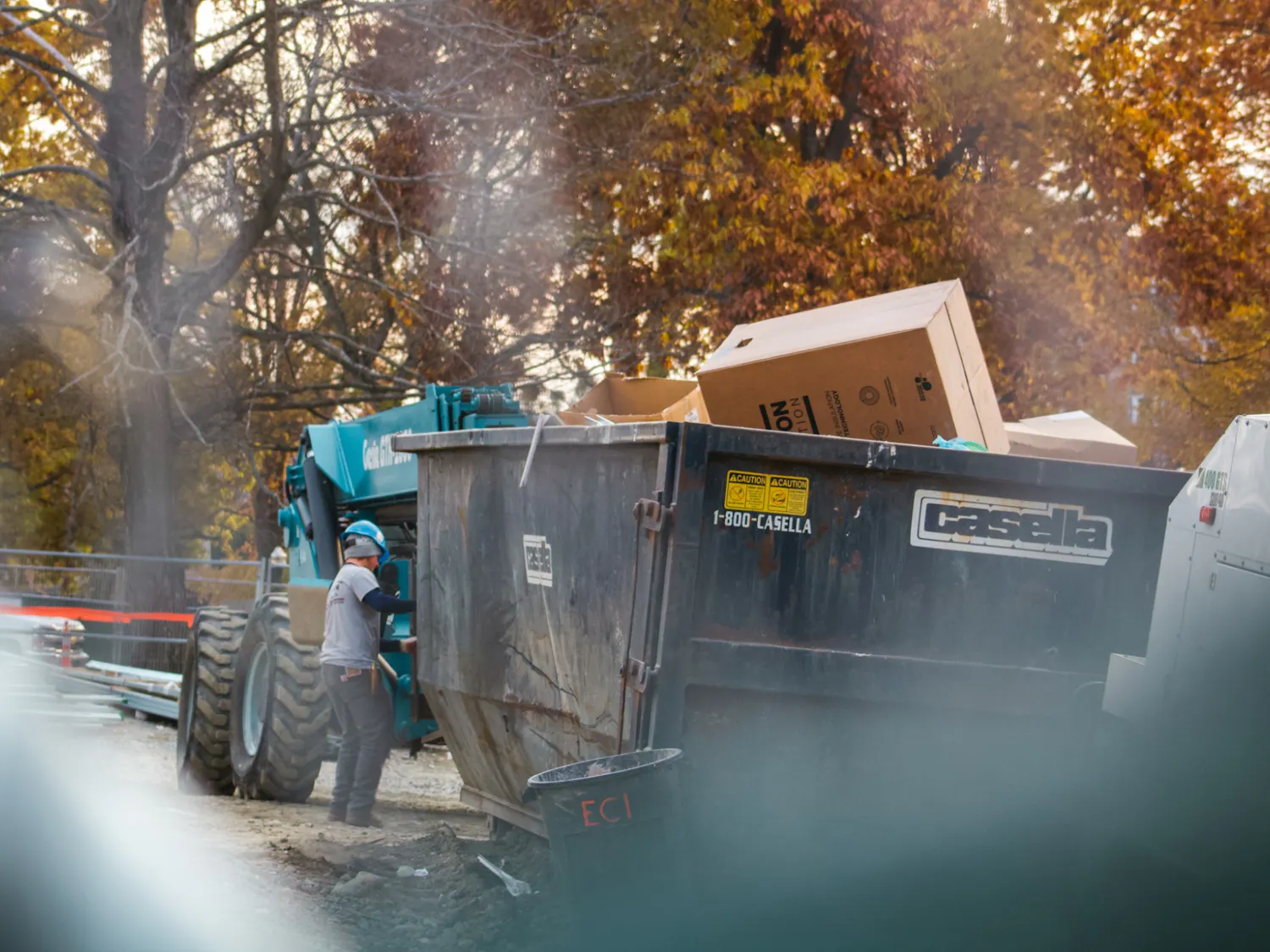 11.11.21_construction_OliverDeJonghe.jpg