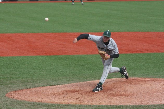 04.05.10.sports.baseball_geoff holman