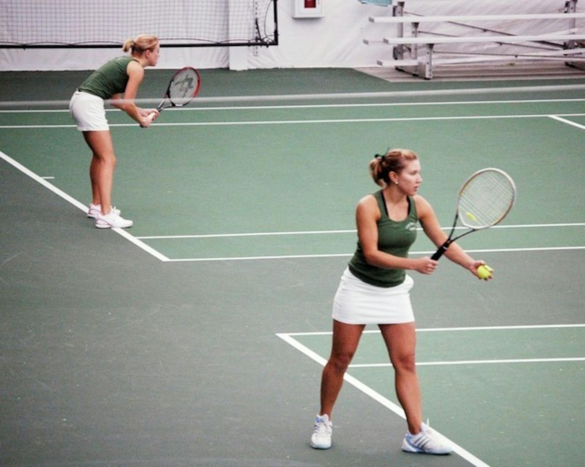 Kerry Snow '07 was perfect at No. 3 singles, posting straight-set wins over her Columbia and Cornell opponents.