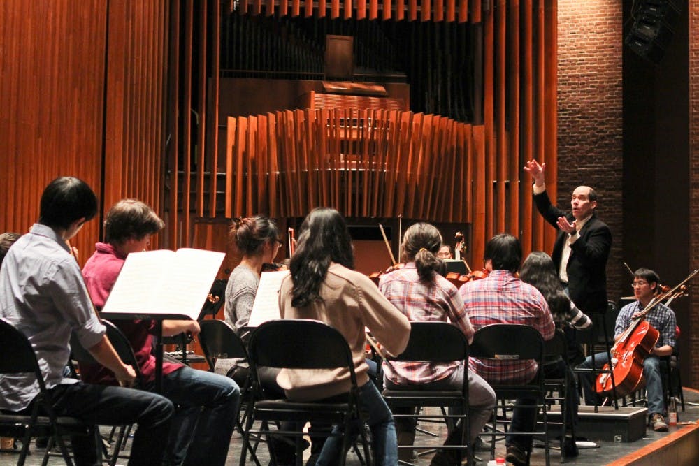 11-11-13-arts-dso-gavin-huang