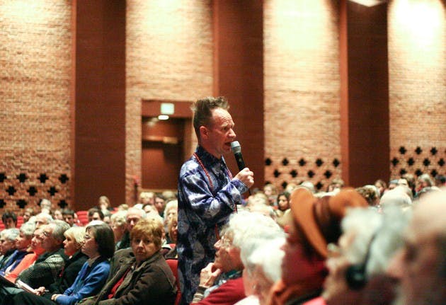 Peter Sellars explained art's potential to temper the financial crisis in his Montgomery Fellow lecture on Tuesday.