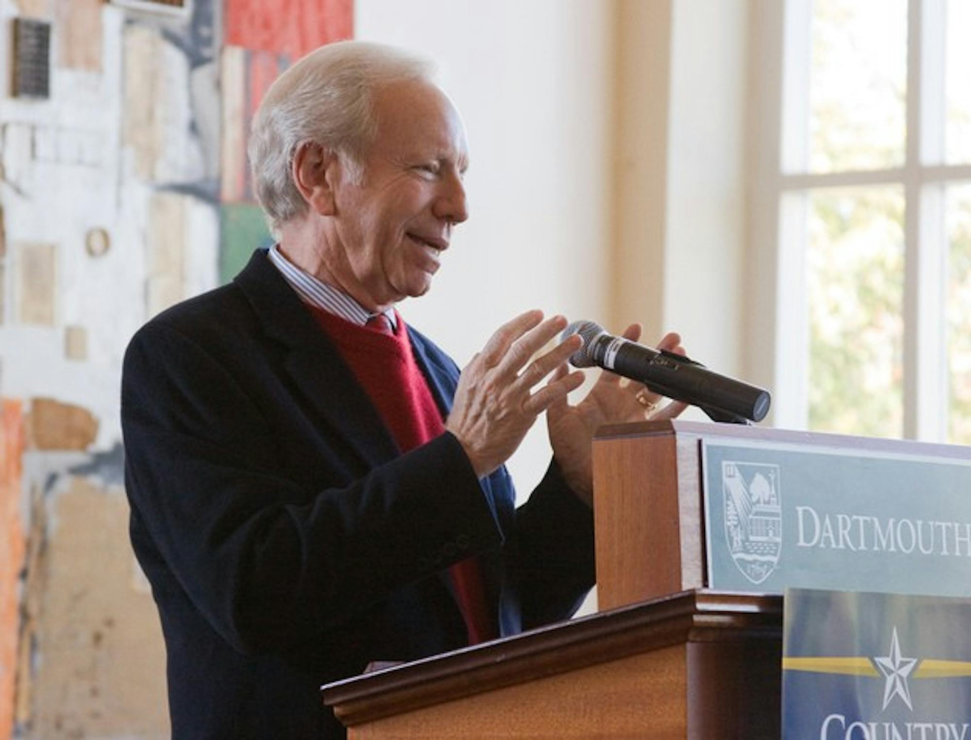 Senator Joe Lieberman stumps for presidential candidate John McCain.