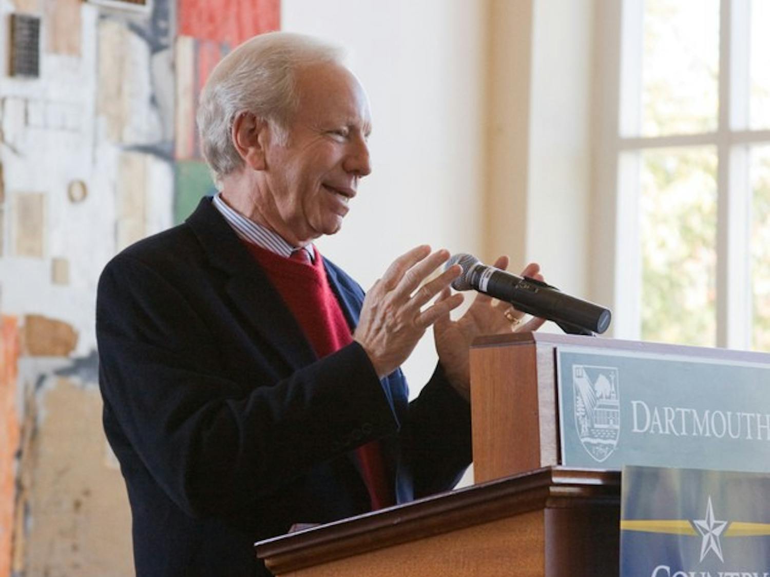 Senator Joe Lieberman stumps for presidential candidate John McCain.