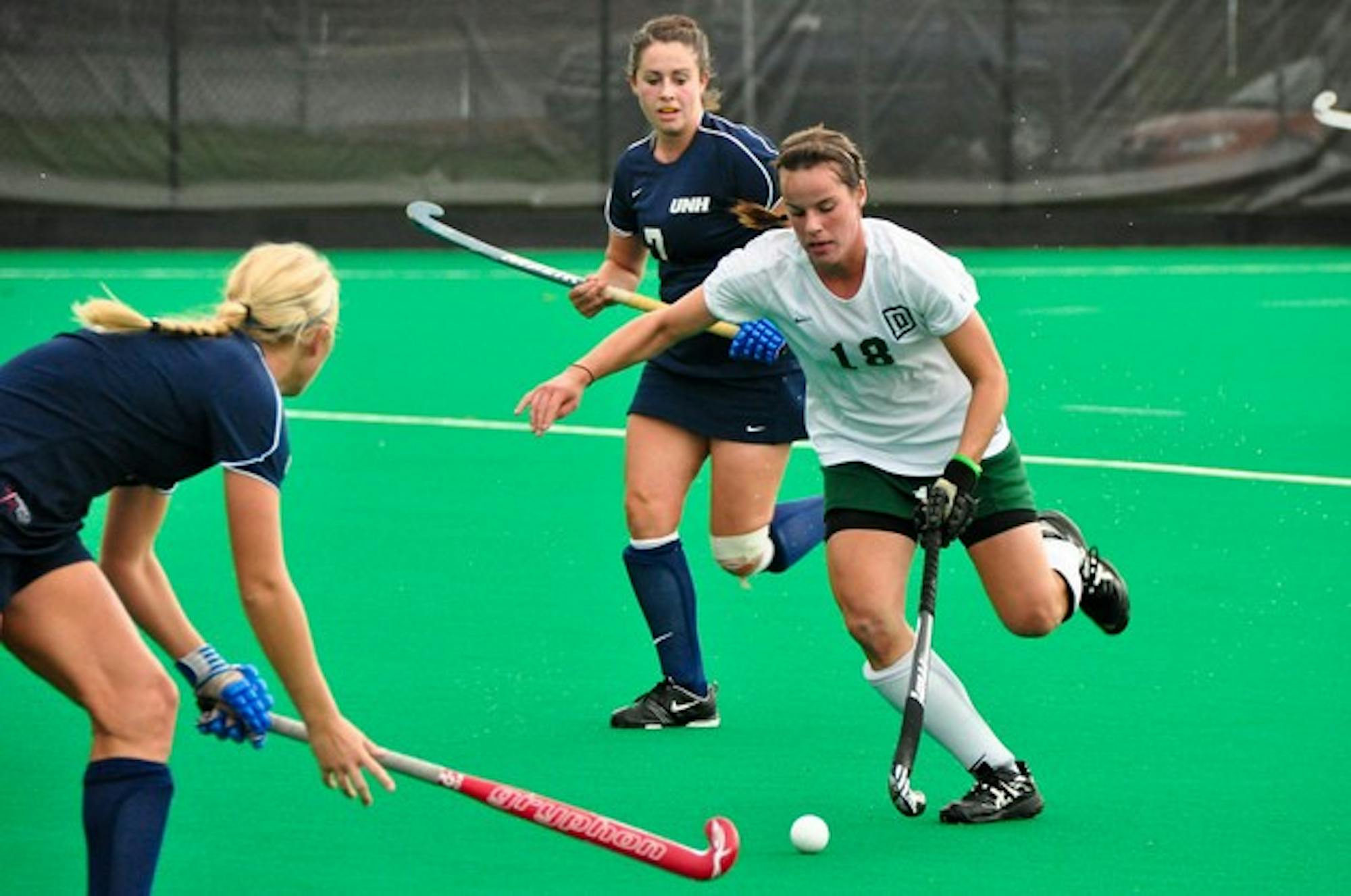 11.06.09.sports.fh.hood