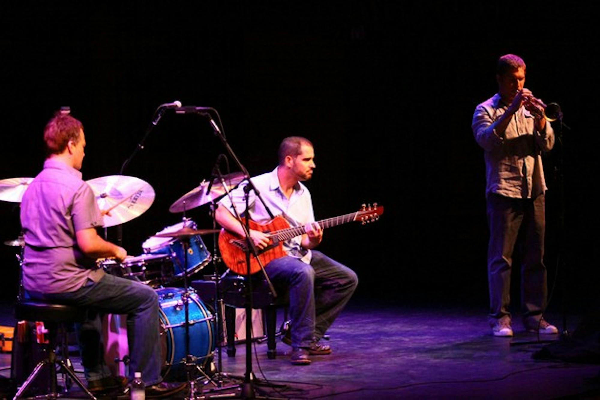 07.09.10.arts.trio