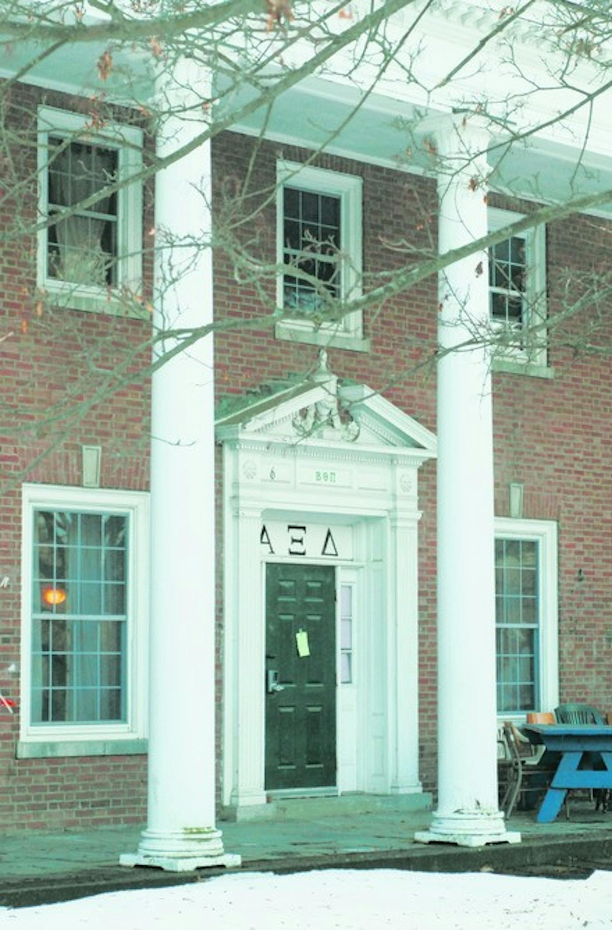 Beta Theta Pi fraternity will repossess its physical plant at 6 Webster Ave. this fall, after leasing the house to Alpha Xi Delta sorority for 10 years.