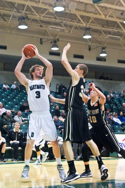 1.10.13.sports.mbball_yomalisrosario