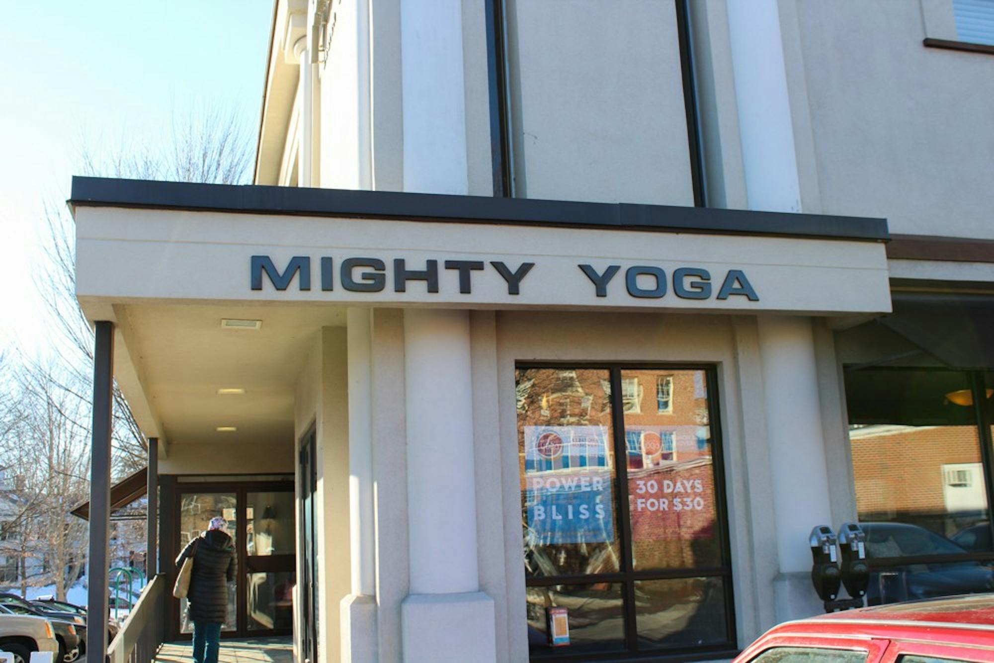 LoveYourBrain partners with the Mighty Yoga studio in Lebanon.