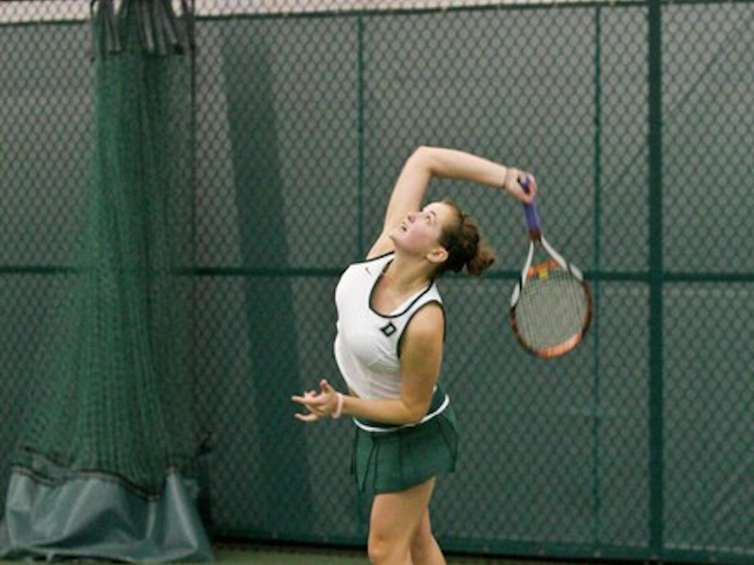 Several parents of members of the Dartmouth women's tennis team believe Twitter will increase attendance at matches.