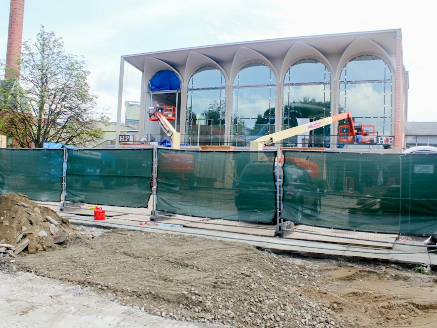 8.1.14.news.Hop._nataliecantave