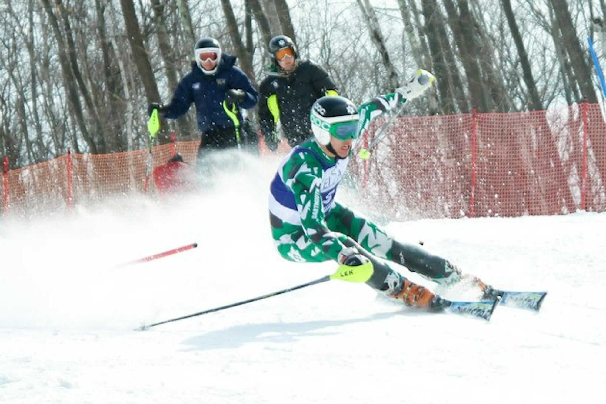 03.09.11.sports.Ski