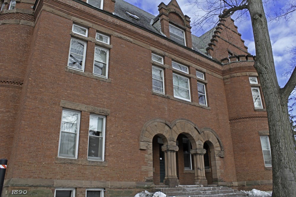 01-23-15-mirror-bartlett-hall-natalie-cantave-1