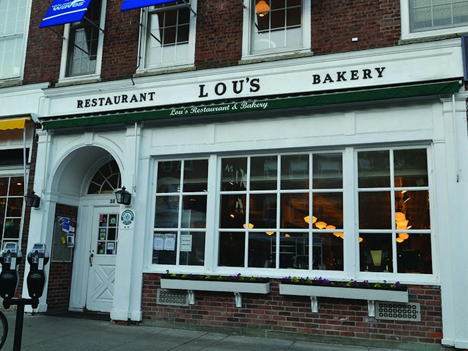 Lou's is a popular spot for brunch.