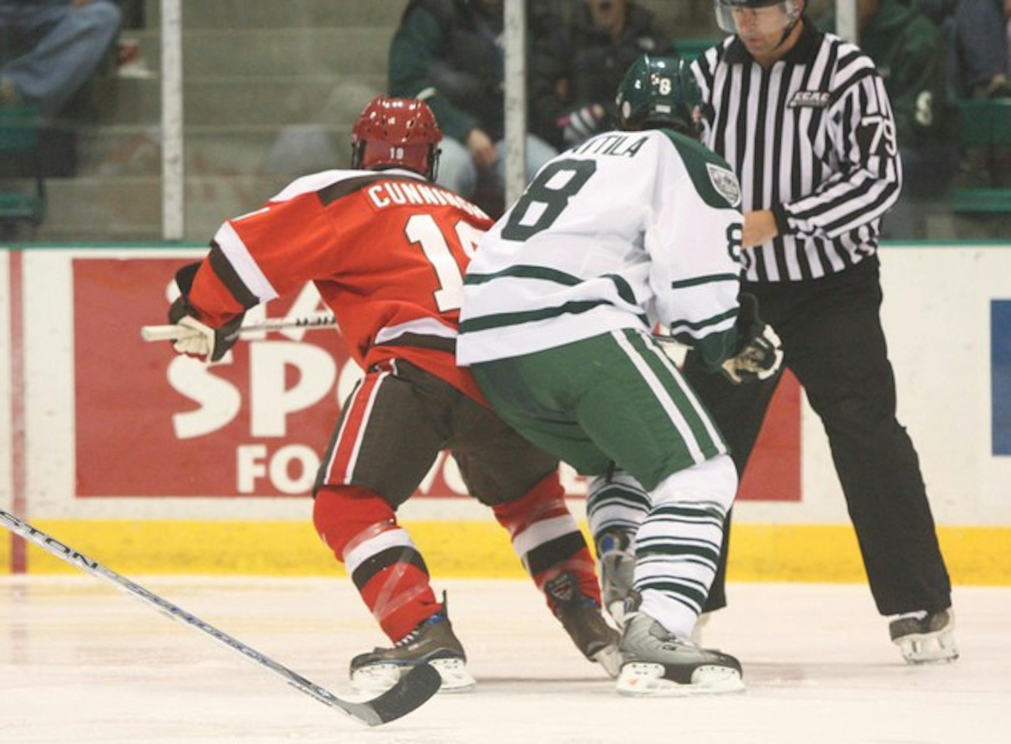 After starting the season with two losses, Dartmouth has reeled off four straight victories, earning a tie for first place in ECAC Hockey.