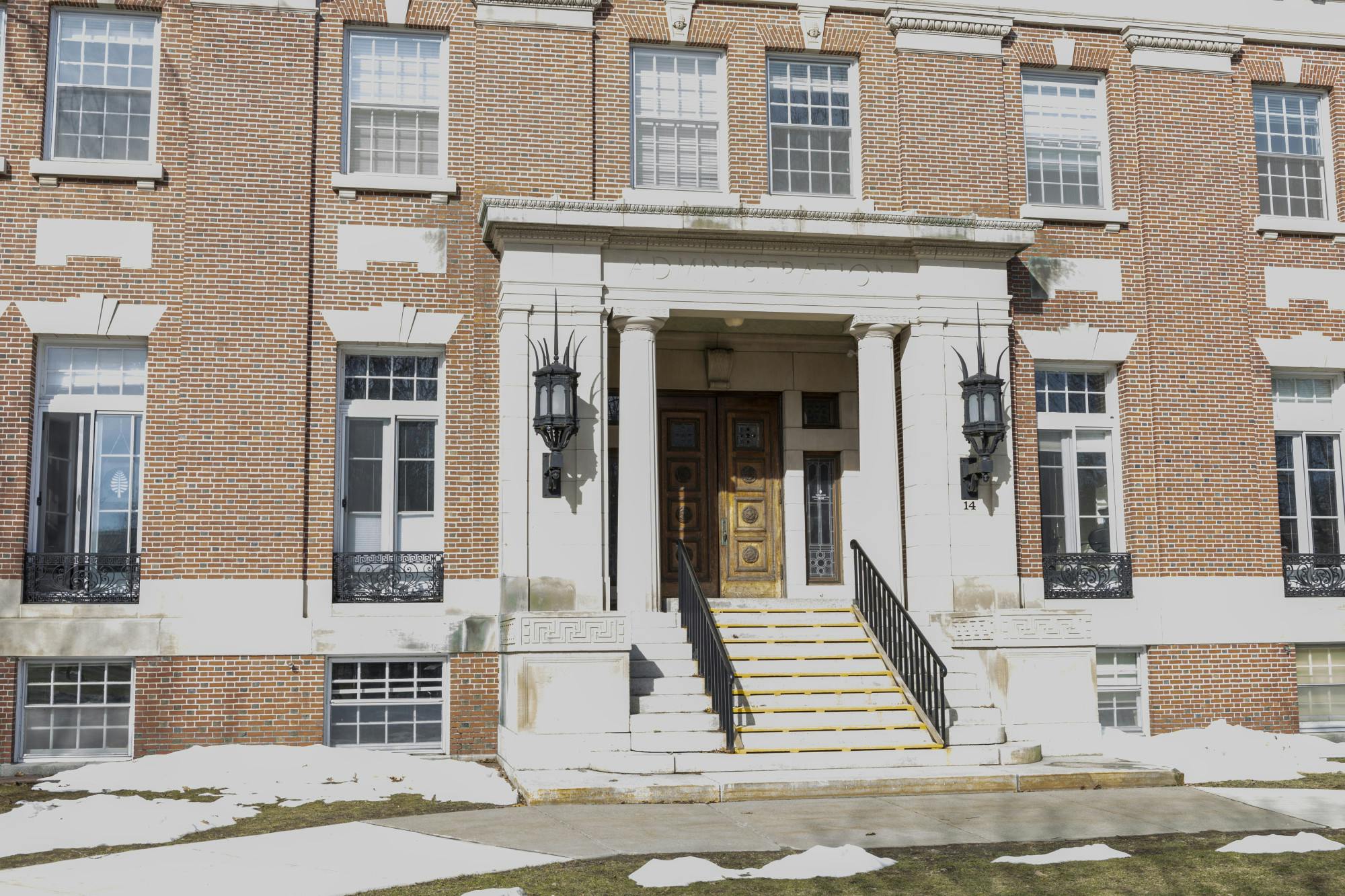 4.4.24_tobinyates_admin building.jpeg