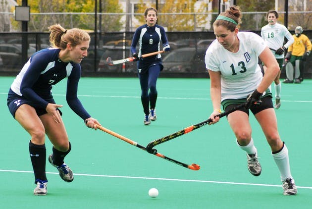 10.18.10.sports.fieldhockey