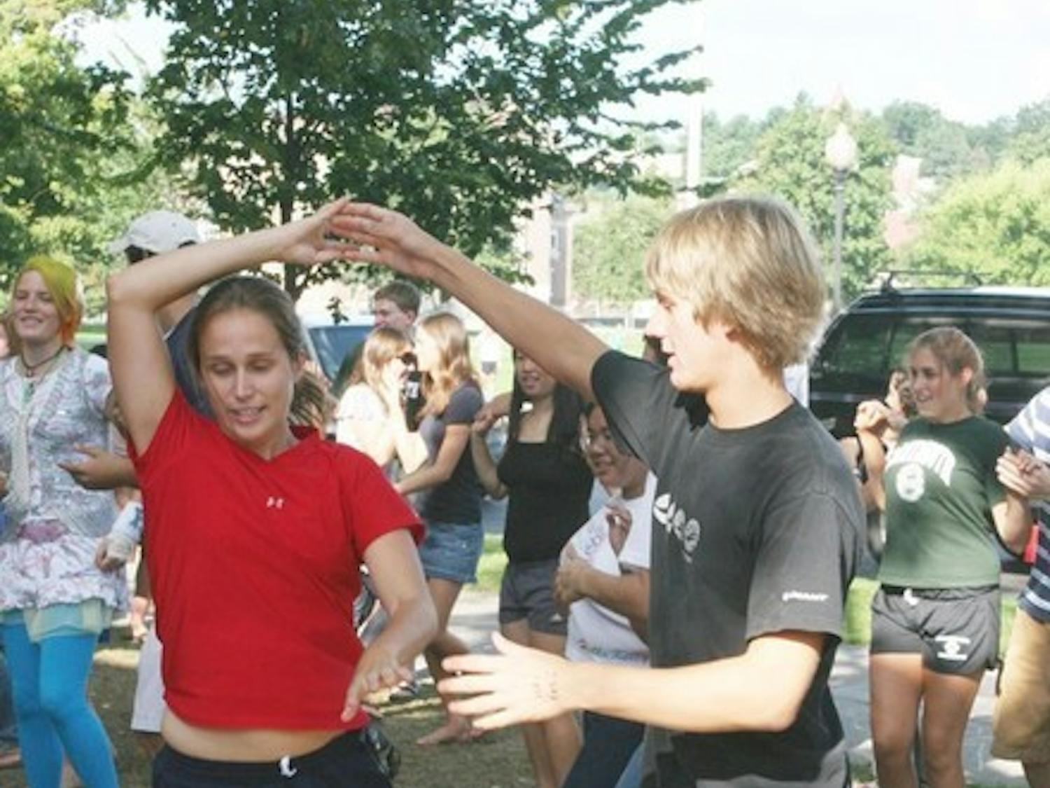 YOU SALTY DAWG: DOC Freshmen Trips welcomed over 1,000 incoming students during a two week period. See PAGE 5 to read about what happened this interim.