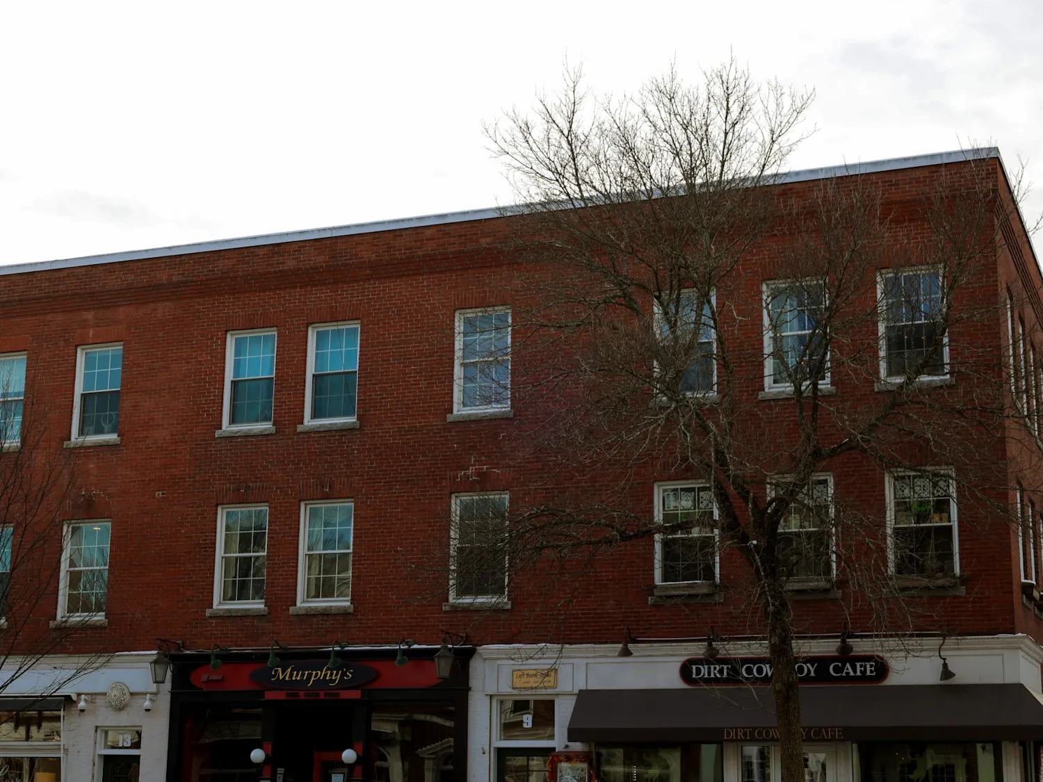 1.24.22_murphysapartments_NainaBhalla.jpg