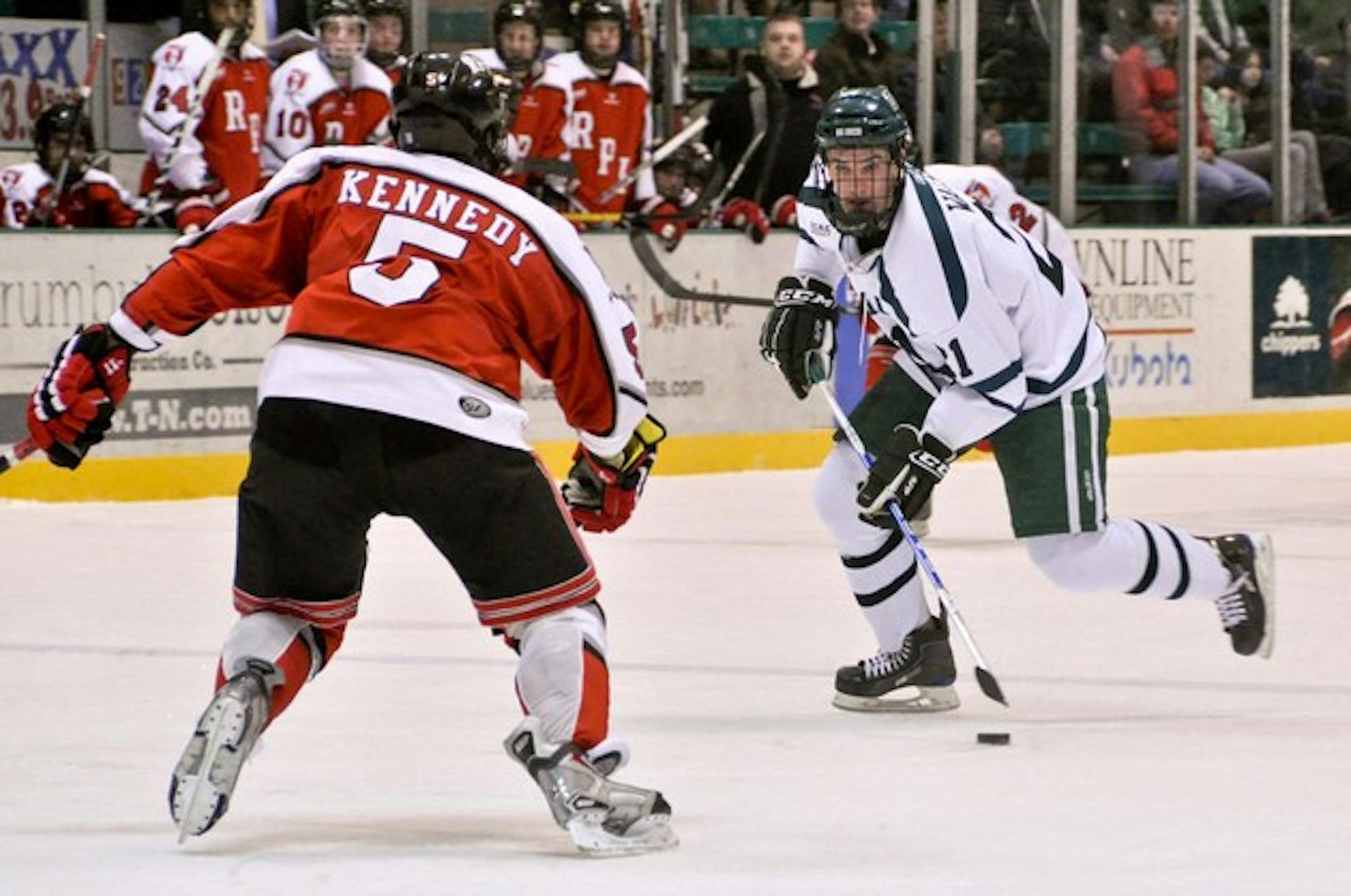 02.19.10.sports.m.hockey