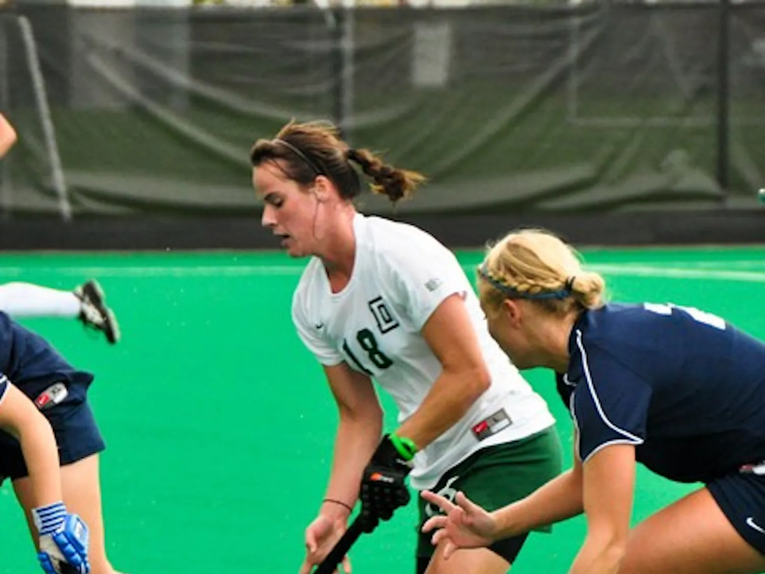 10.16.09.sports.fieldhockey